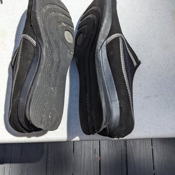 Privo by Clarks women’s slip on Shoes black comfortable sneakers flats zipper - Picture 3 of 12